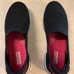 Skechers Go Walk shoes